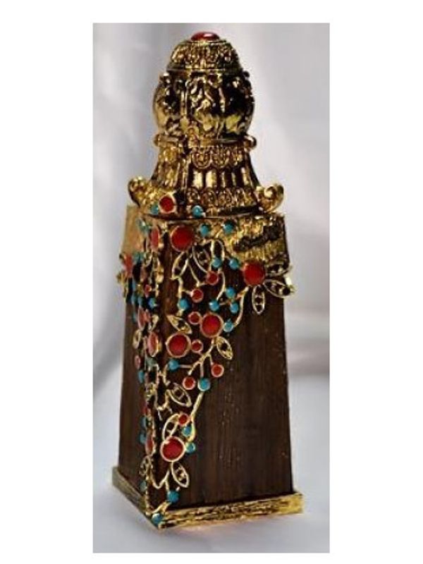 Syed Junaid Alam Essence of Arabia Rose