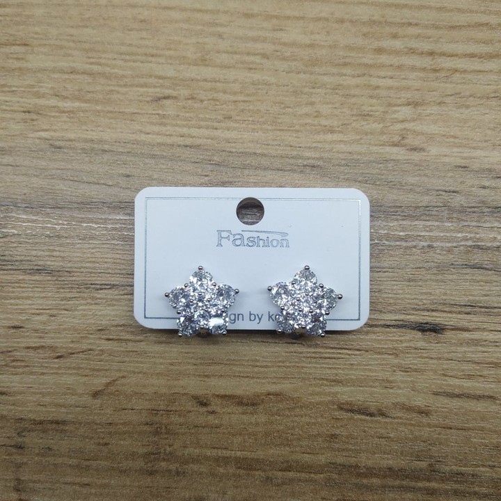 Клипсы Циркон цветок десятилистник трехрядный металл серебристый