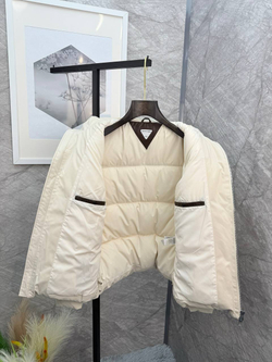 Пуховик Bottega Veneta