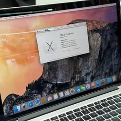 Б/У Ноутбук Apple MacBook Pro 16/512 Gb Silver (C02P910LG9FT)