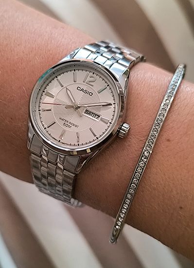 Наручные часы Casio LTP-1335D-7A