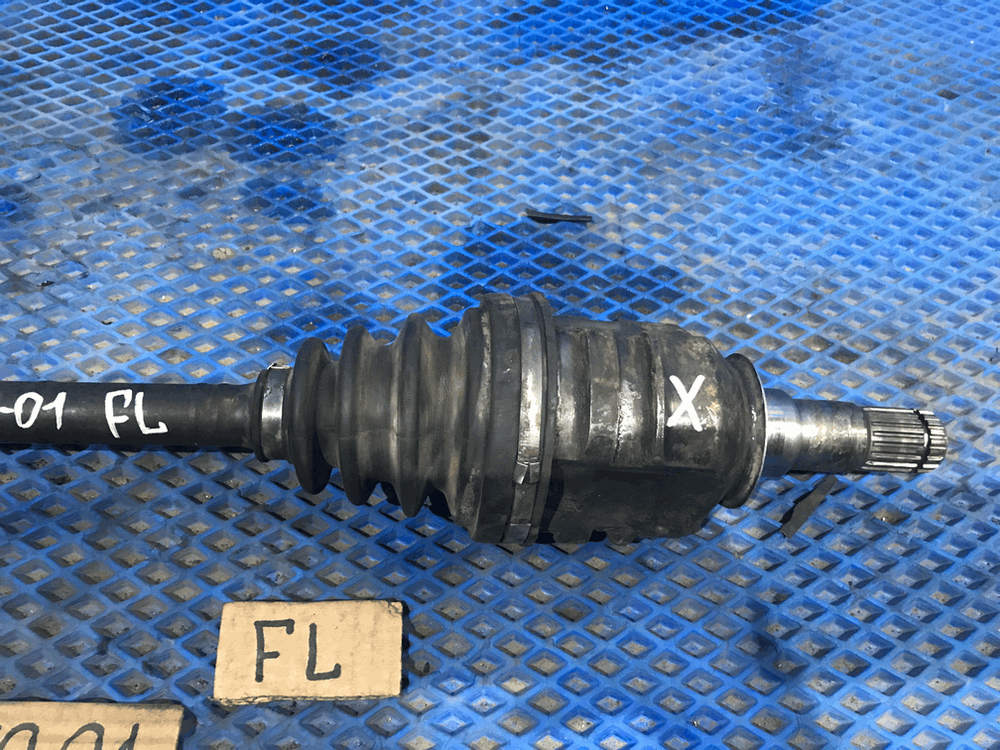 Привод передний левый TOYOTA VISTA 1999