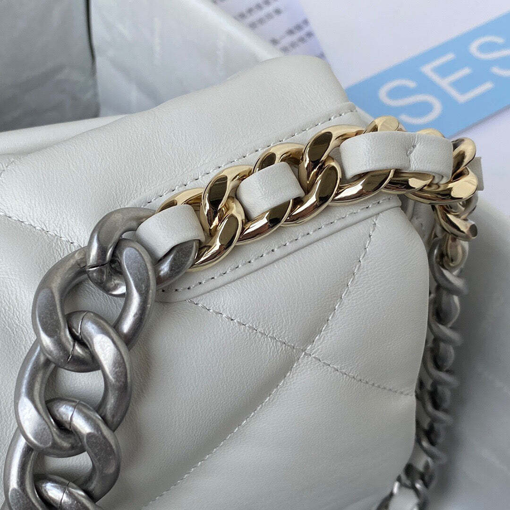 Chanel 19 Large 30 cm