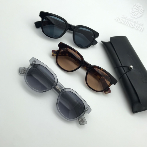 Солнечные очки Chrome Hearts