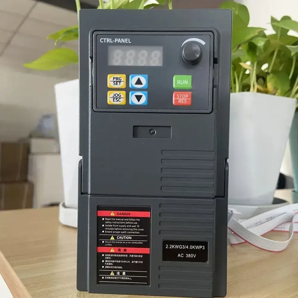 Частотный преобразователь 220V 2.2KW Однофазный вход Трехфазный выход