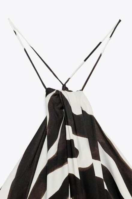 ZARA ПЛАТЬЕ С АНИМАЛИСТИЧЕСКИМ ПРИНТОМ И ГОРЛОВИНОЙ ХАЛТЕР — ZW COLLECTION, ЭКРЮ/ЧЕРНЫЙ