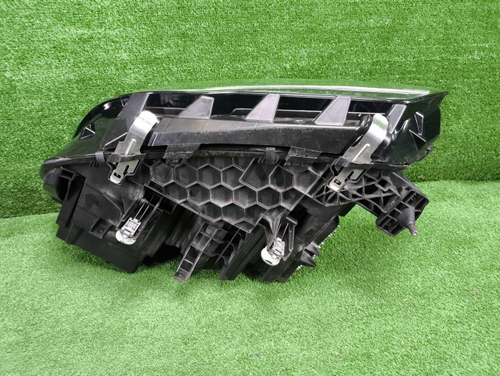 Фара правая BMW X5 G05 X6 G06 18-23 Laser В сборе