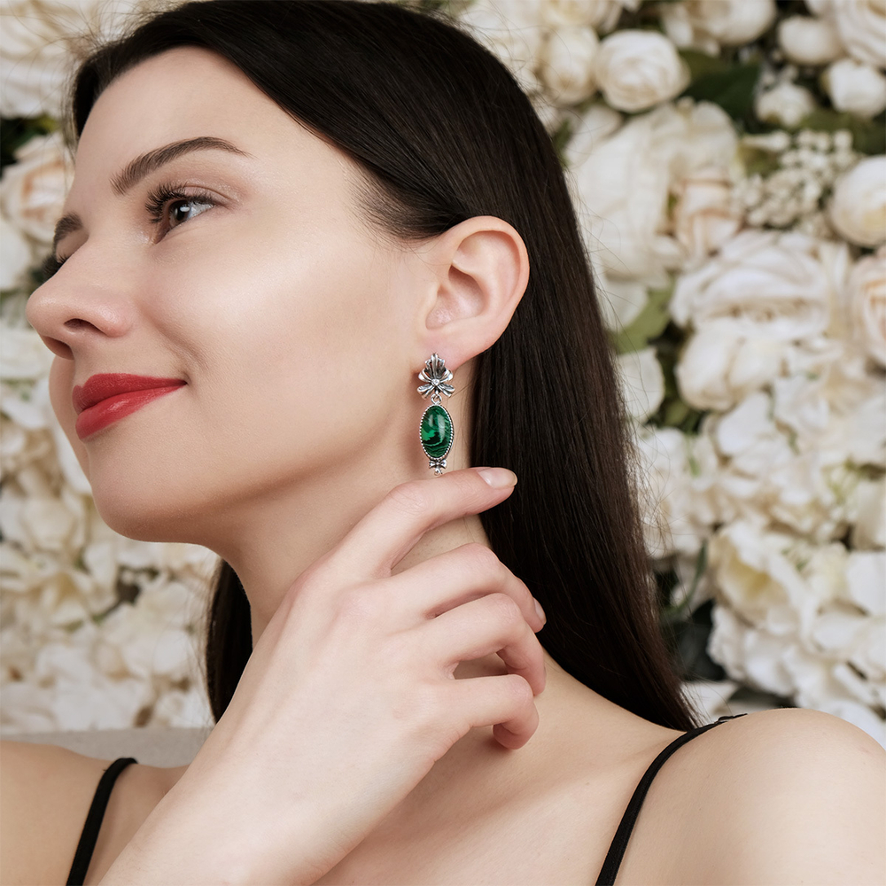 "Виньетка" серьги  из коллекции "Самоцветы" от Jenavi с английским замком