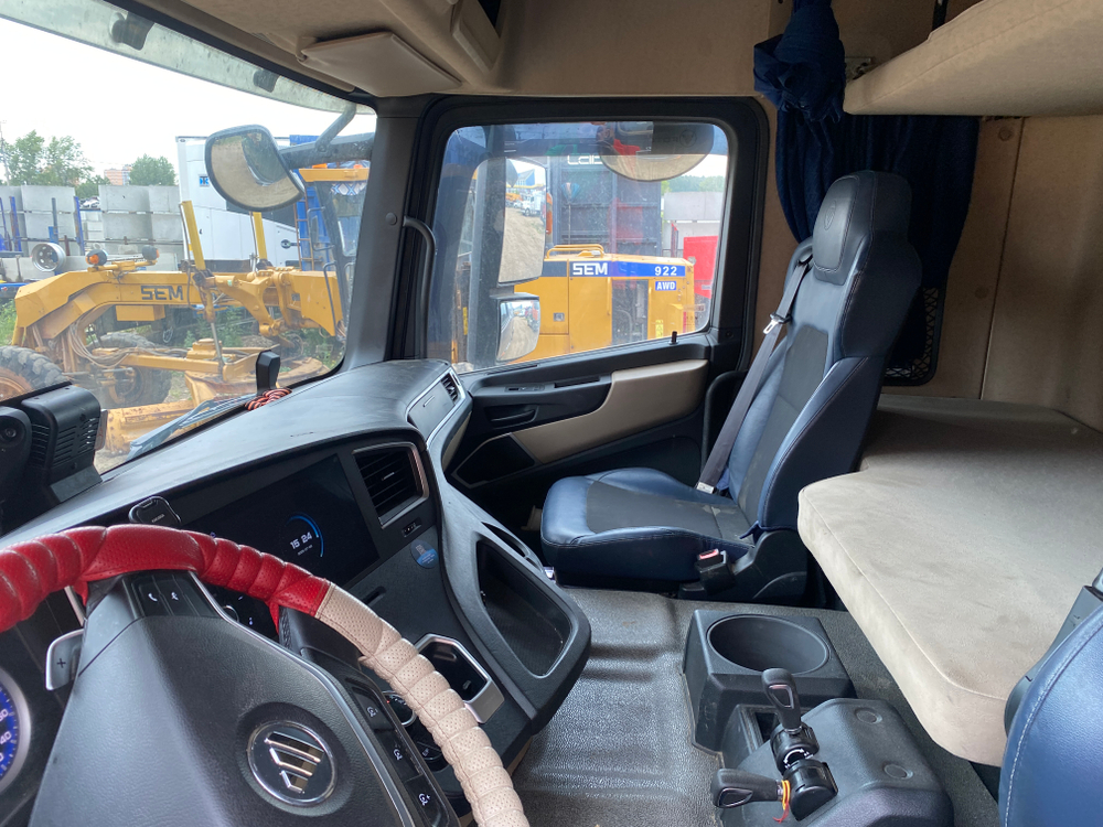 Foton AUMAN 4x2 Седельный тягач BJ4189Y6ADL-01 (Дизельный, 11.8 л, 470 л.с. АТ)