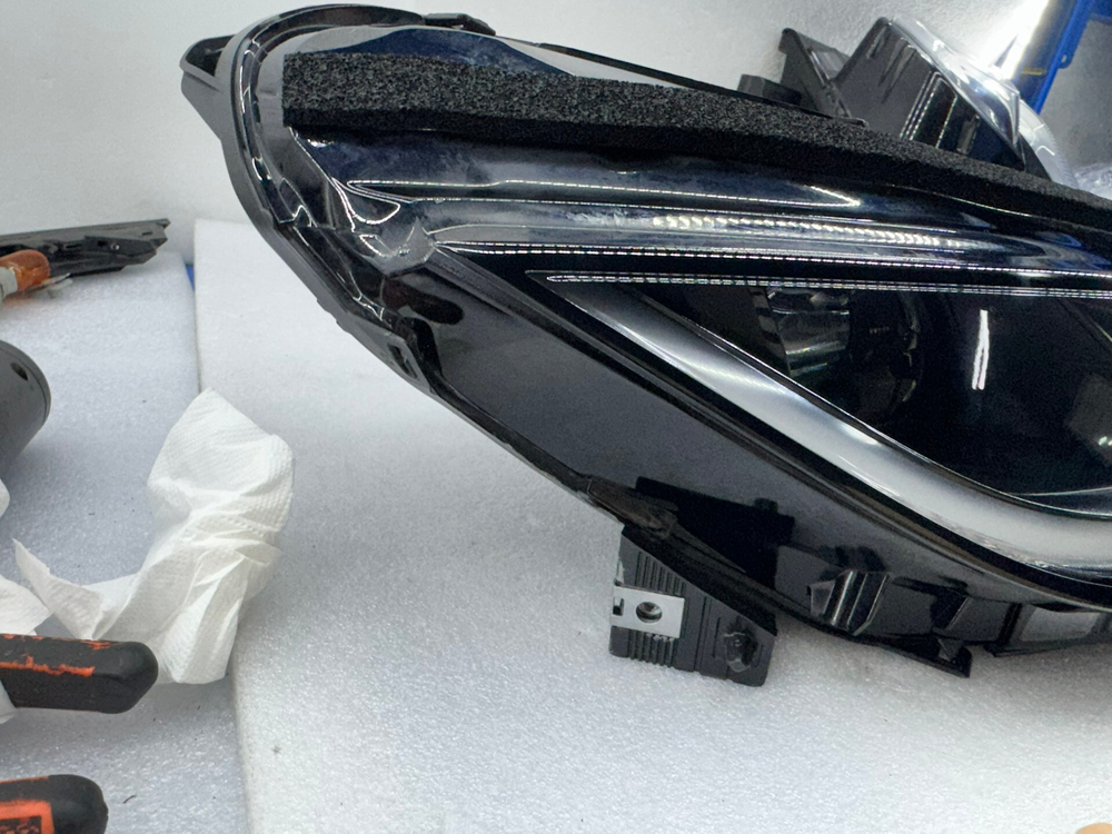 Левый светодиодный LED фара Tesla Model 3 2023, оригинал,