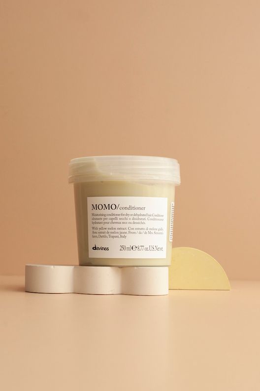 Увлажняющий кондиционер MOMO / Davines