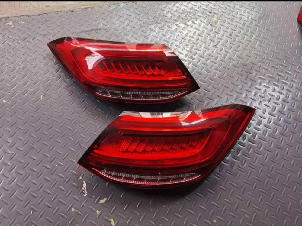 Задний фонарь (левый и правый) оригинал для Mercedes-Benz CLS 257