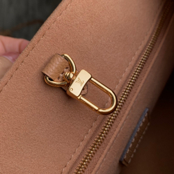 Louis Vuitton Onthego PM