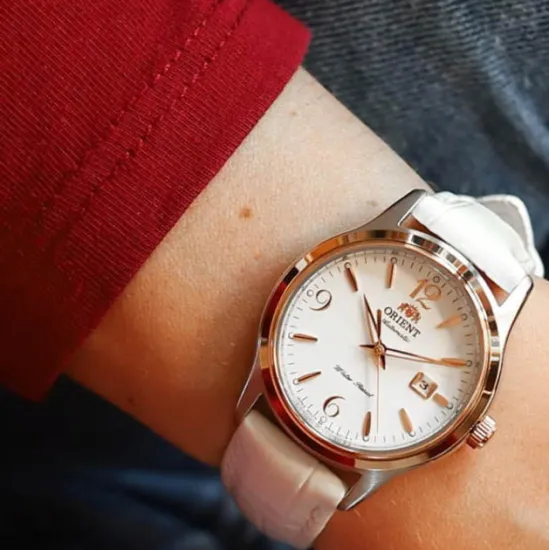 Женские часы Orient FNR1Q003W0