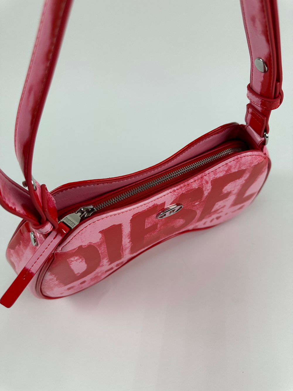 Сумка Diesel Play Shoulder Bag