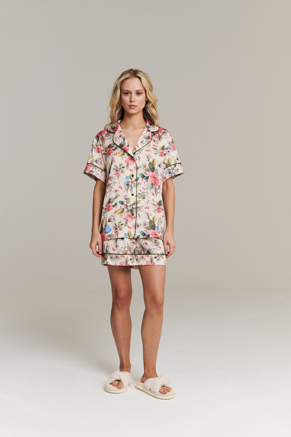 Пижамная блуза из шелка