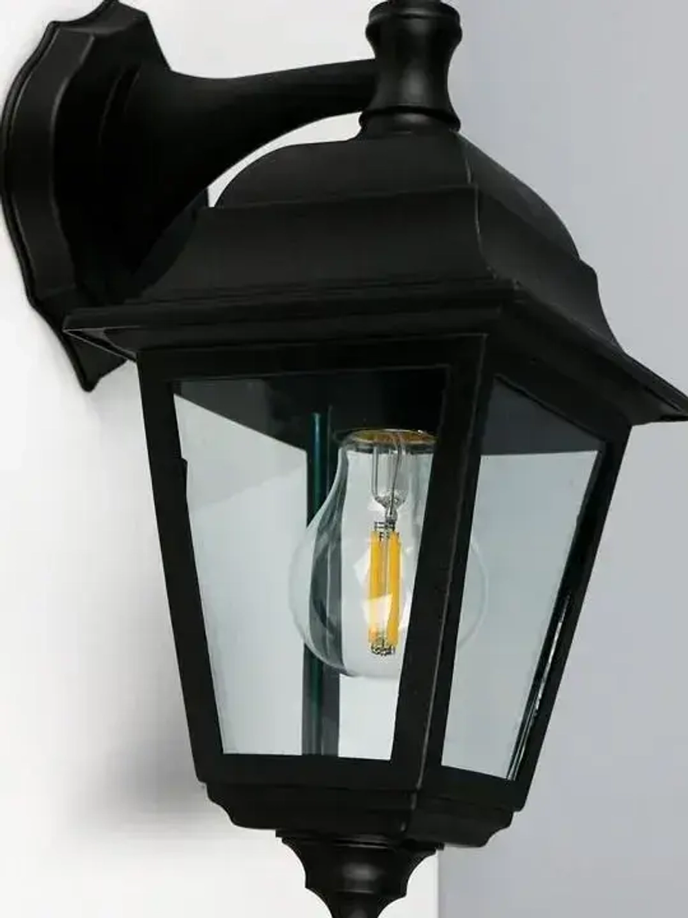 Фасадный настенный уличный светильник под лампу Е27, IP65, классическая форма, корпус пластик + стекло, цвет белый, Напрямую у производителя