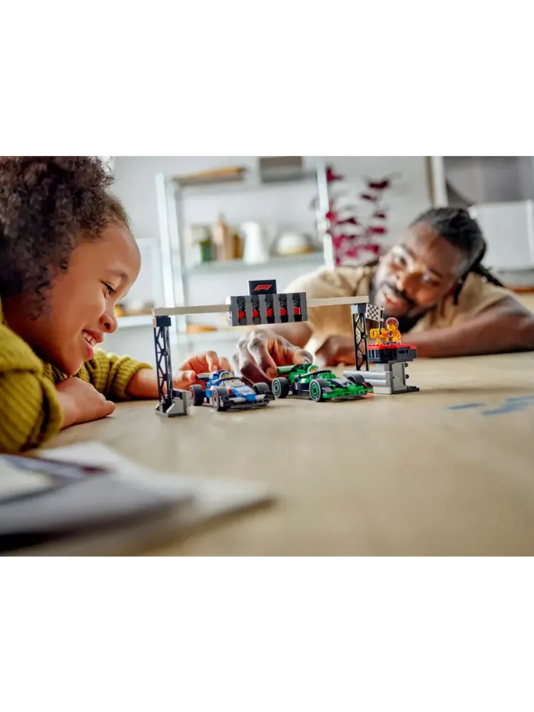 Конструктор City 60474 Старт с гоночными автомобилями F1