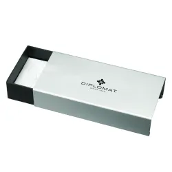 Шариковая ручка Diplomat Excellence A2 black lacquer gold (D40203040) 3