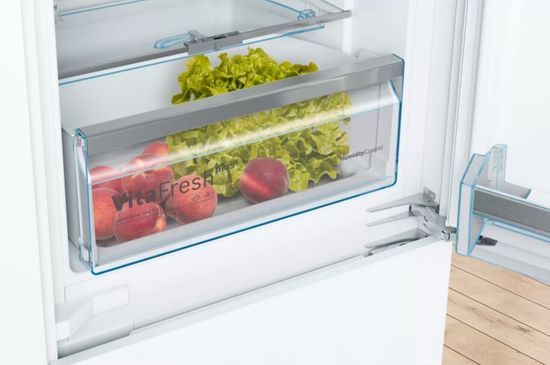 Встраиваемый холодильник Bosch KIN 86AFF0