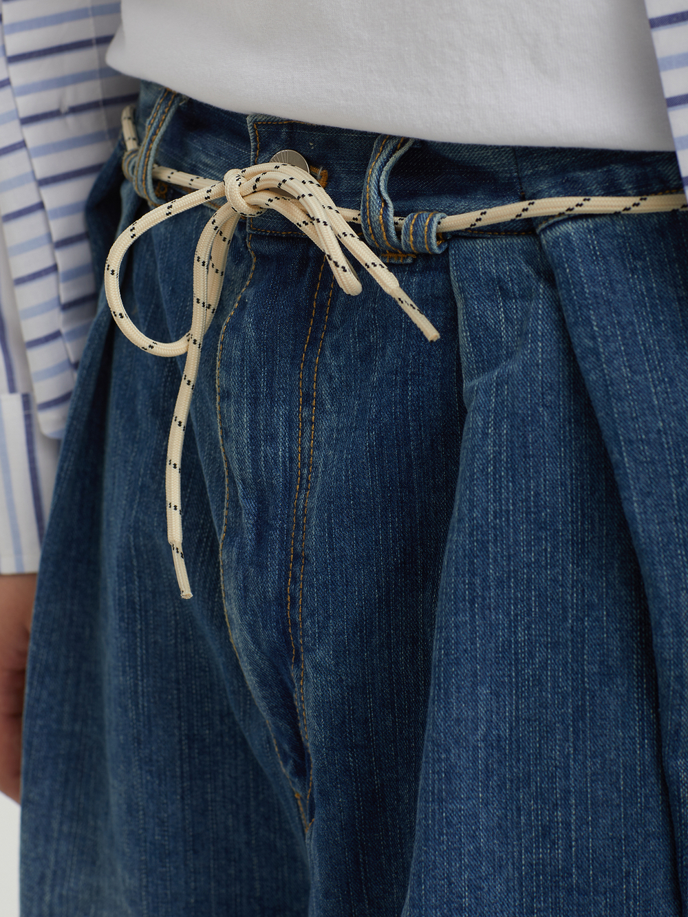 Джинсы Lap Pleated Washed