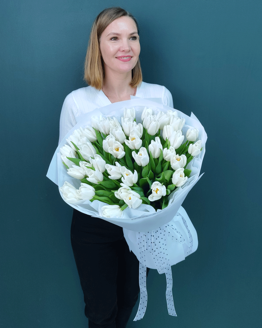 Букет из белых тюльпанов,51шт(00464)