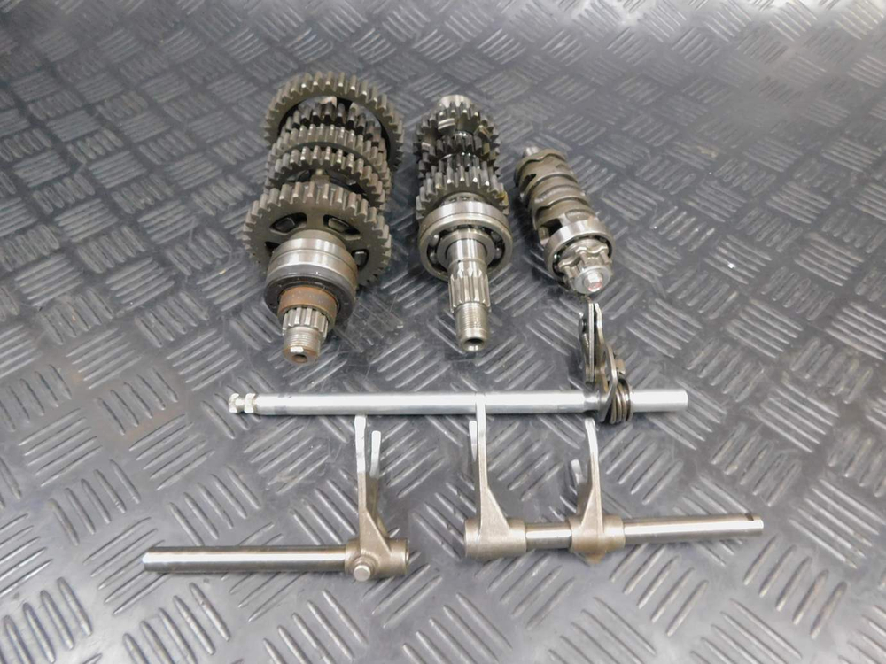 Коробка передач Kawasaki ZZR 400 98 (в сборе) 052965