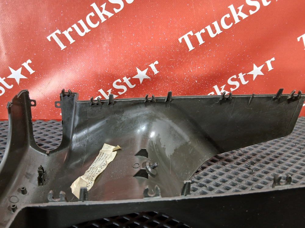 Кожух рулевой колонки