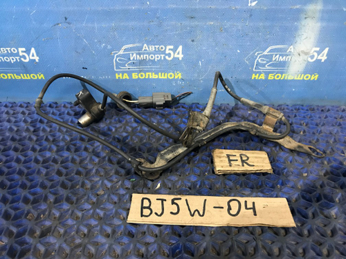 Датчик ABS передний правый MAZDA FAMILIA 1999