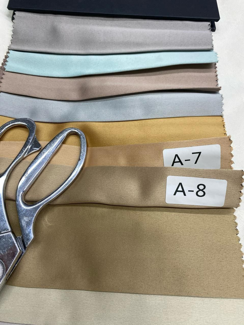 Подкладочная ткань сатин с черной ниткой Decstar-textil (высота 280 см, Турция)