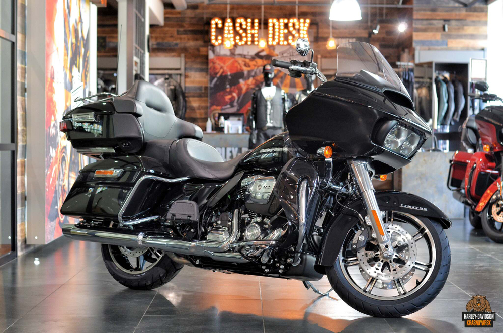 Harley Davidson Road Glide Limited 114 (FLTRK) 2021 vivid black (Поставка)