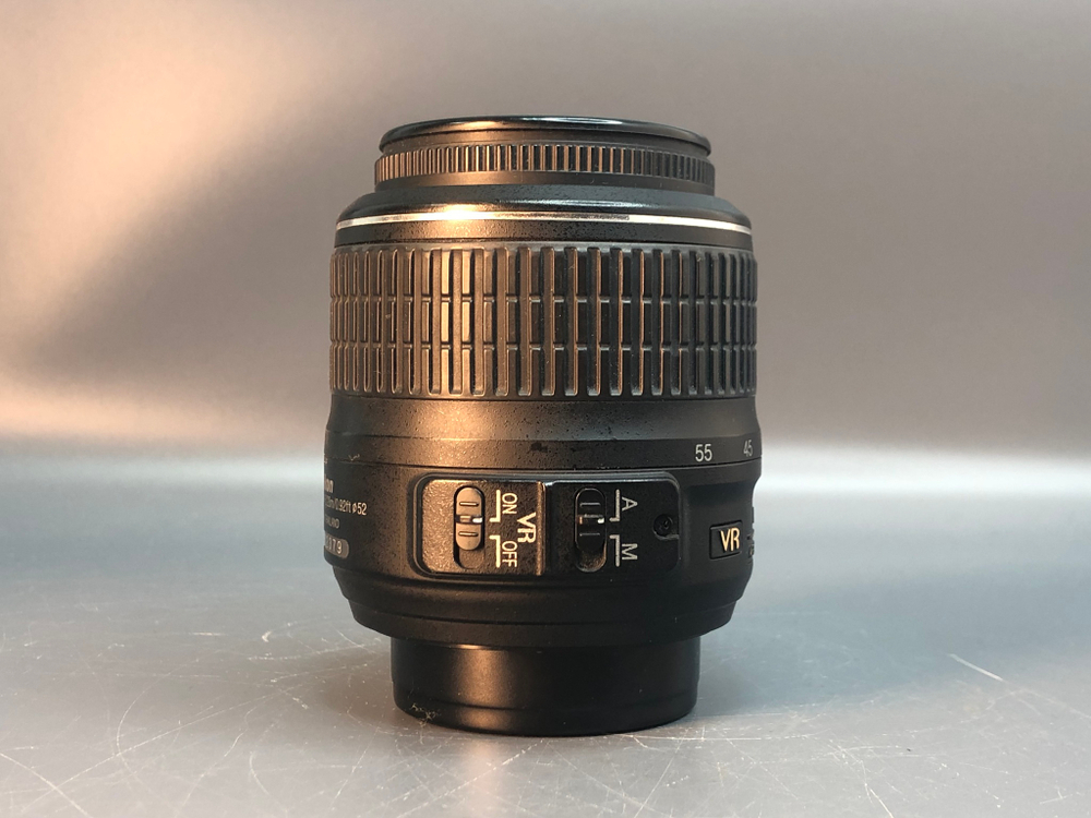 Nikon 18-55mm 3.5-5.6G, нерабочий