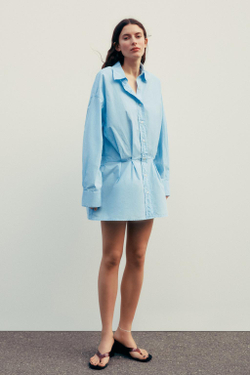 ZARA ПЛАТЬЕ-РУБАШКА СО СКЛАДКАМИ, ВОДЯНИСТО-ГОЛУБОЙ