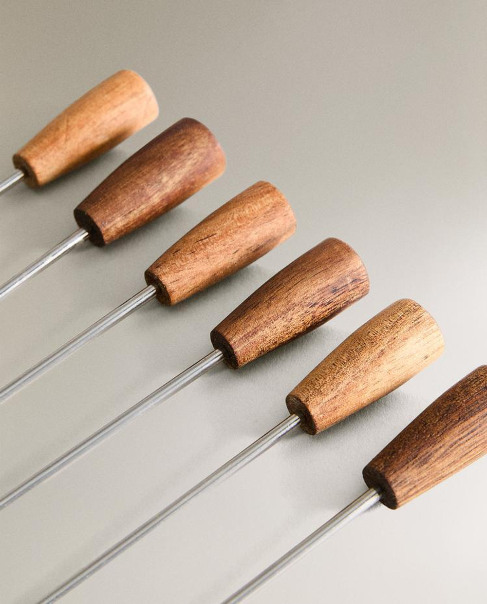 ZARA HOME НАБОР ШПАЖЕК ДЛЯ ЗАКУСОК С ДЕРЖАТЕЛЕМ (6 ШТ.), СВЕТЛО-БЕЖЕВЫЙ