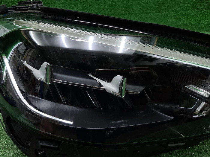 Фара правая Mercedes E W213 (2020-2023) LED