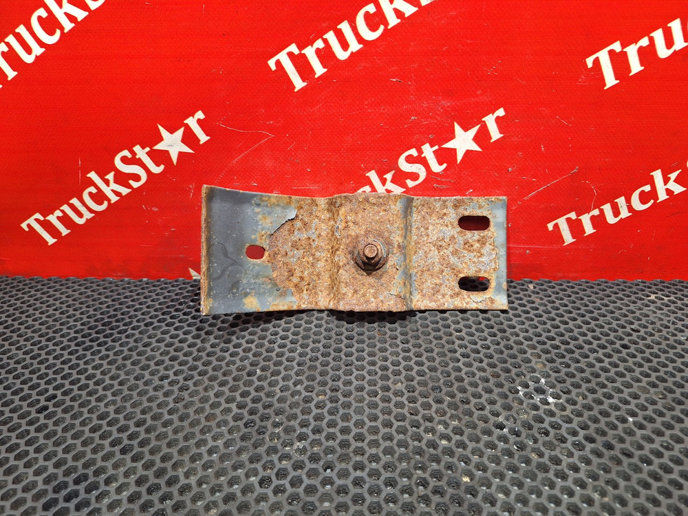 Кронштейн крыла заднего 2018г.