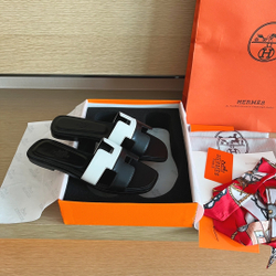 Hermes Oran Sandal