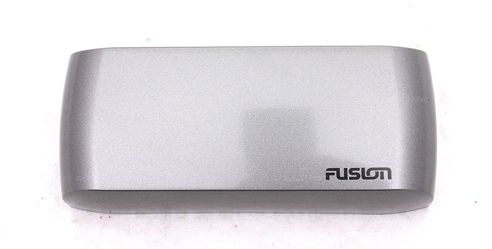 Крышка для магнитолы серии 200 FUSION MS-CV200G