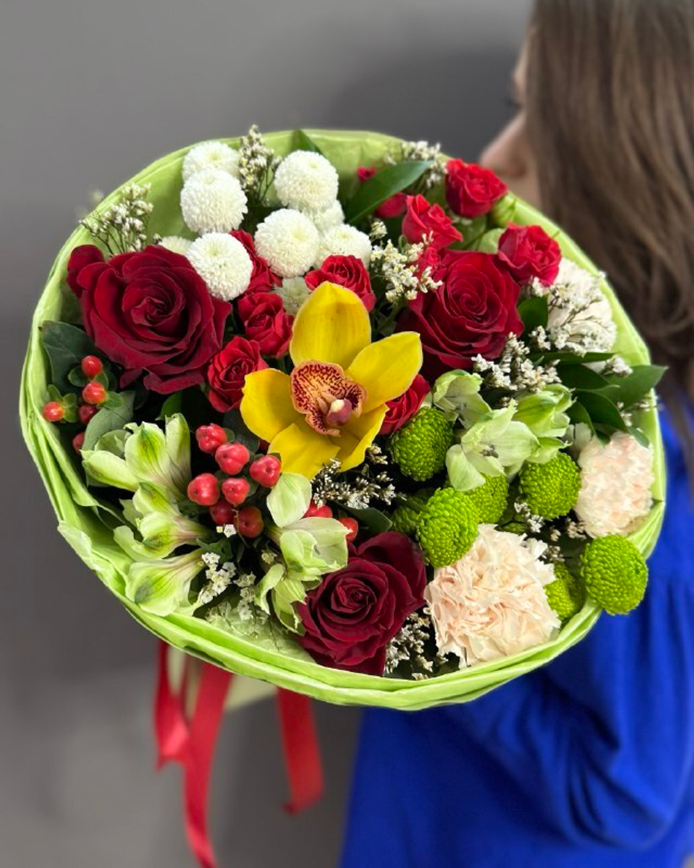 Авторский букет в яркой гамме