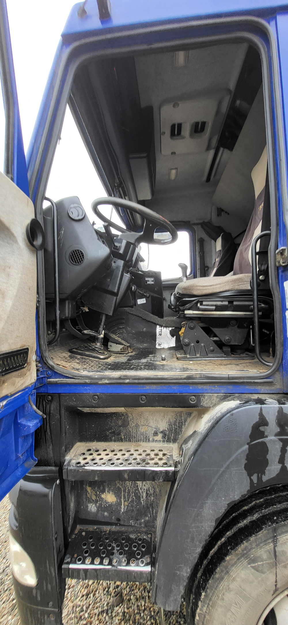 МАЗ 6430 6x4 Седельный тягач 643028-520-012 (Дизельный, 11,7 л, 428 л.с., МТ)