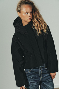 ZARA СТЕГАНАЯ ВЕТРОЗАЩИТНАЯ КУРТКА WATER REPELLENT С КАПЮШОНОМ И МЕХОМ, ЧЕРНЫЙ