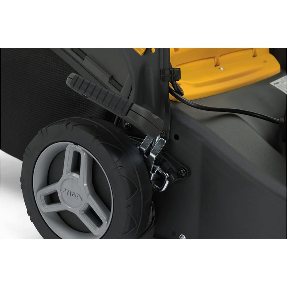 Аккумуляторная газонокосилка STIGA Collector 543 AE