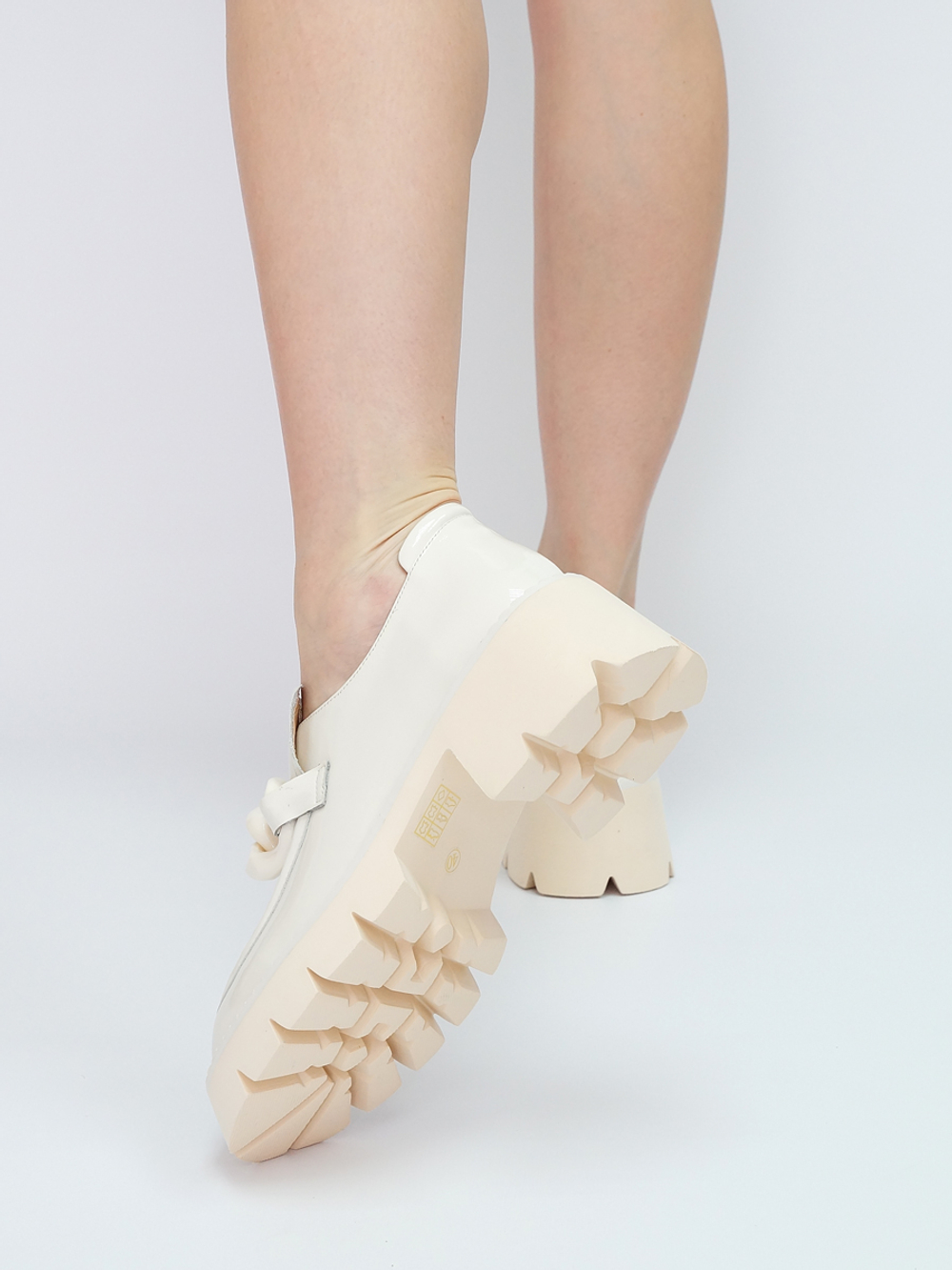 Лоферы женские демисезонные