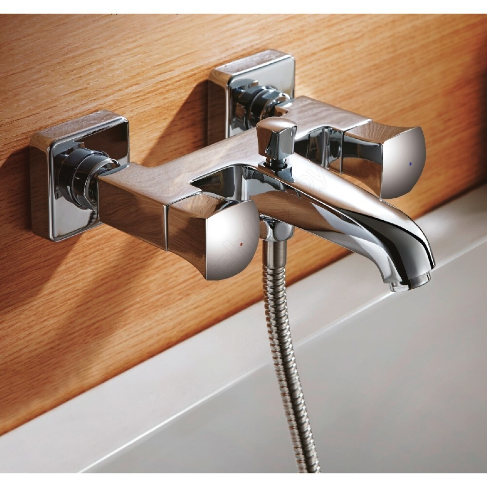 СМЕСИТЕЛЬ ДЛЯ ВАННЫ С КОРОТКИМ ИЗЛИВОМ БЕЗ АКСЕССУАРОВ BRAVAT WHIRLPOOL F678112C-01