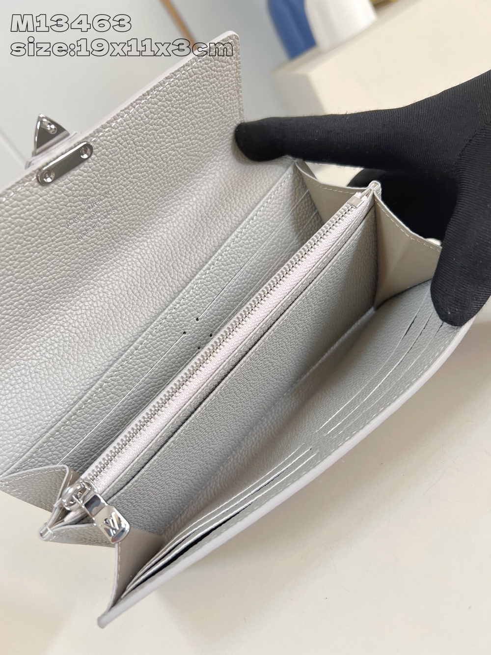 Louis Vuitton Metis Wallet