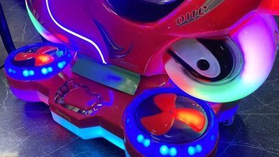 Автомат с видеоигрой «Мотобайк»