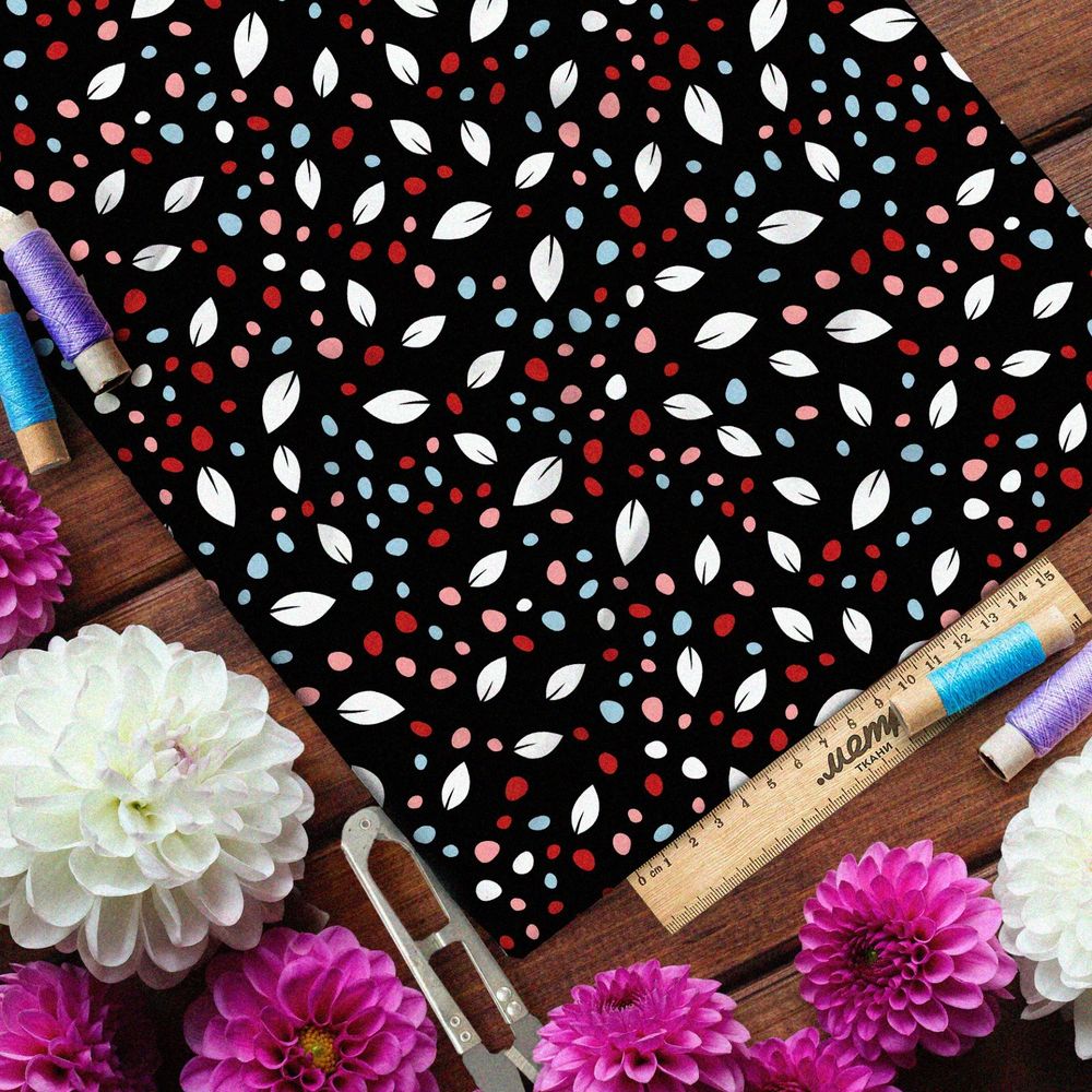 Ткань шелк Армани опадающие разноцветные листья на чёрном фоне