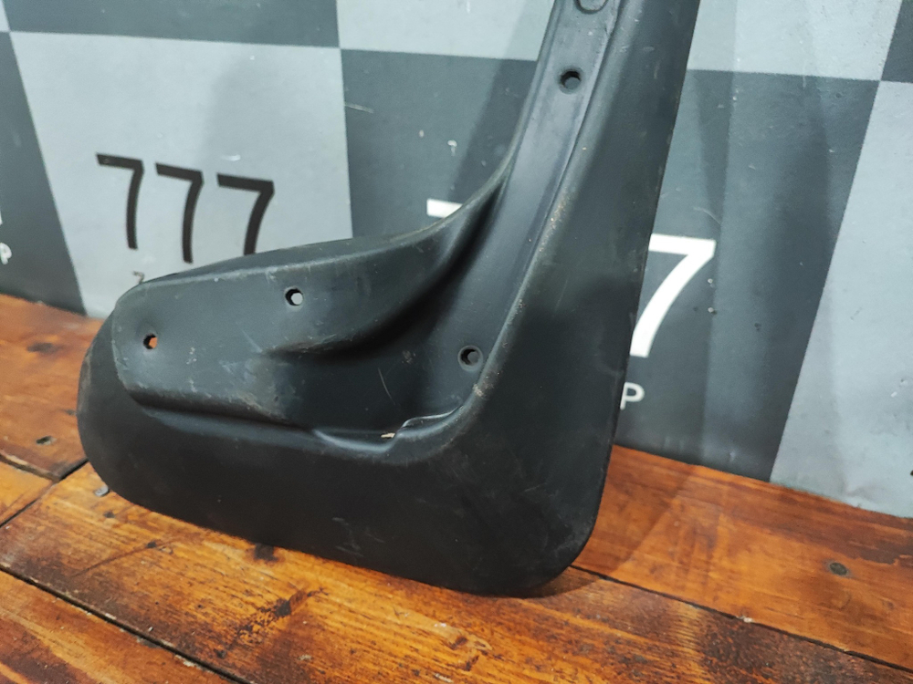 Брызговик задний правый Cheryexeed TXL 20-нв Б/У Оригинал 2460000202