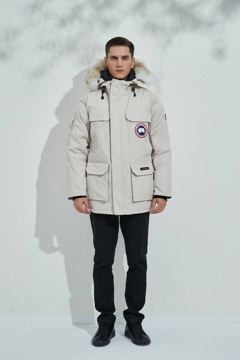 Бежевая парка Canada Goose Expedition