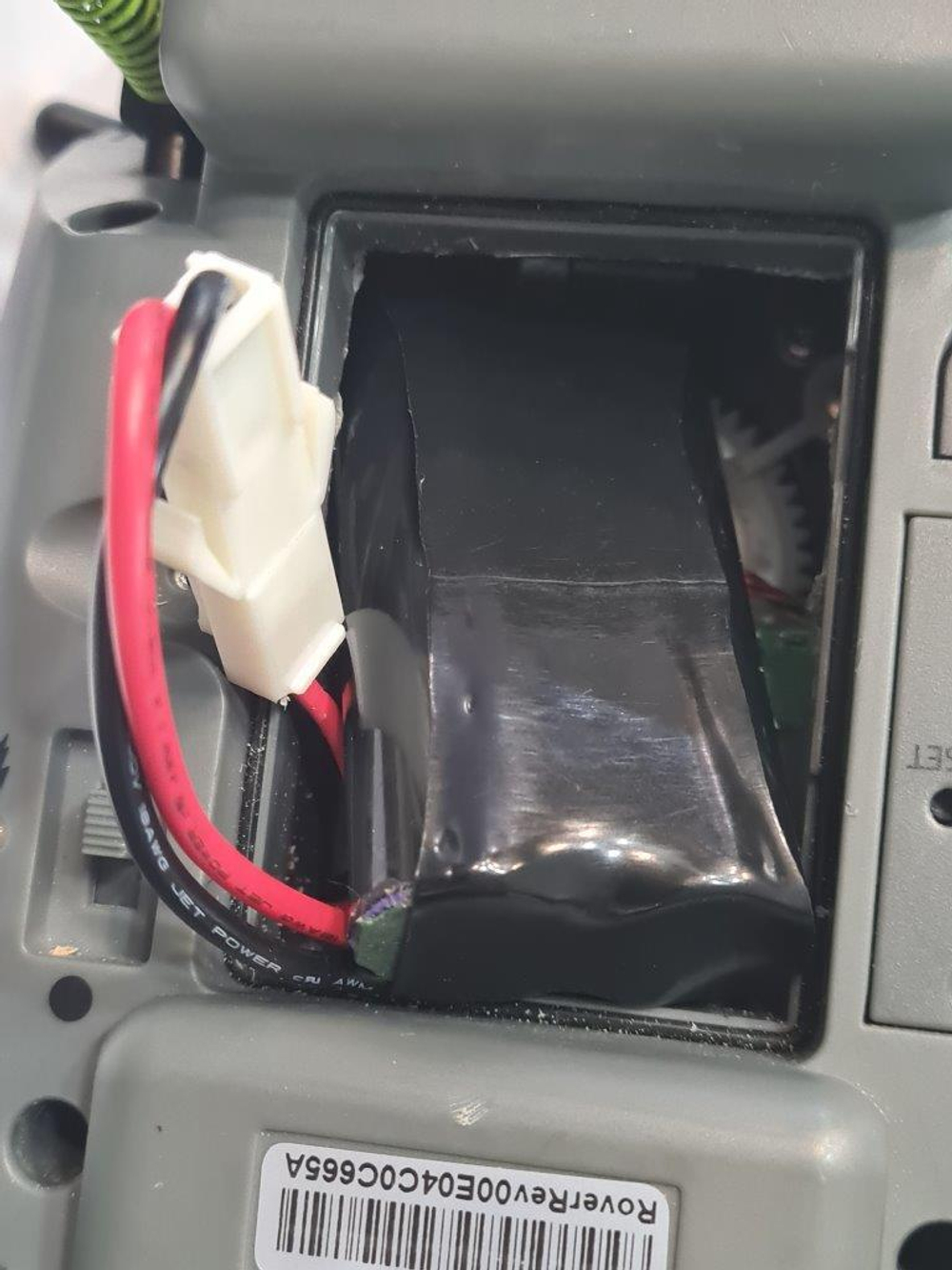 Ремонт аккумулятора детской машинки BrookStone